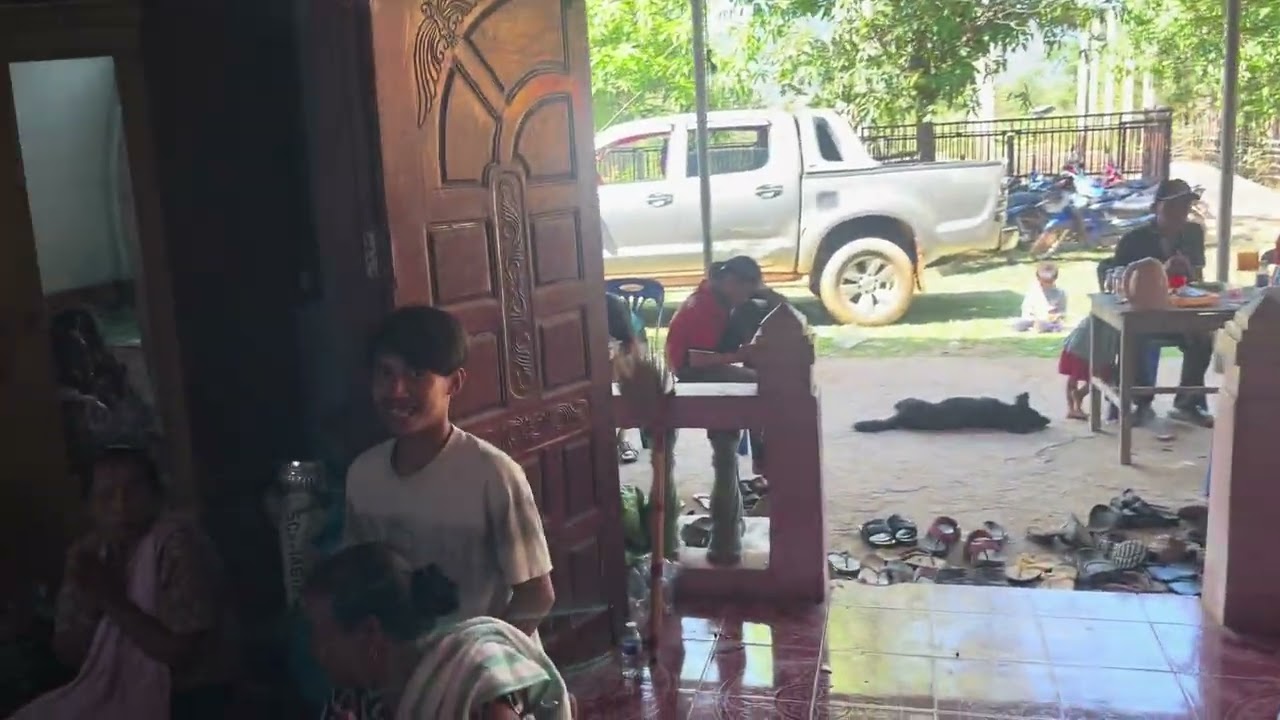 ຖະຫວາຍທານ