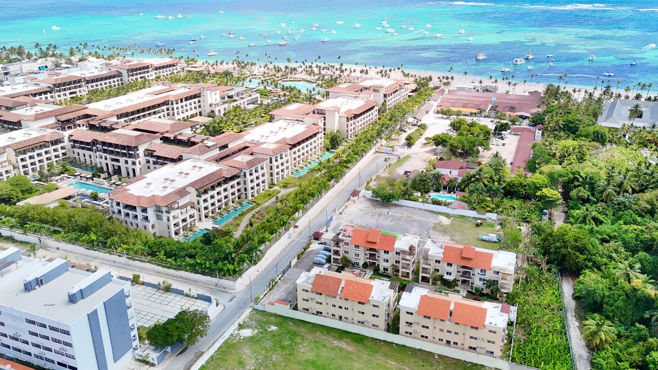 SE VENDE APARTAMENTO EN LA PLAYA / BIBIJAGUA / PUNTA CANA.