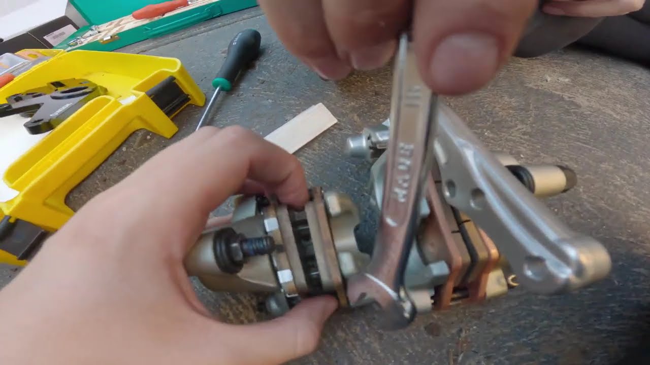 Серия видеороликов о сборке автомобиля Stark Varg, часть 1: Улучшенные тормоза!??