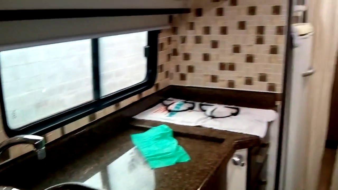 Motor Home 814 Mercedes ano 2002