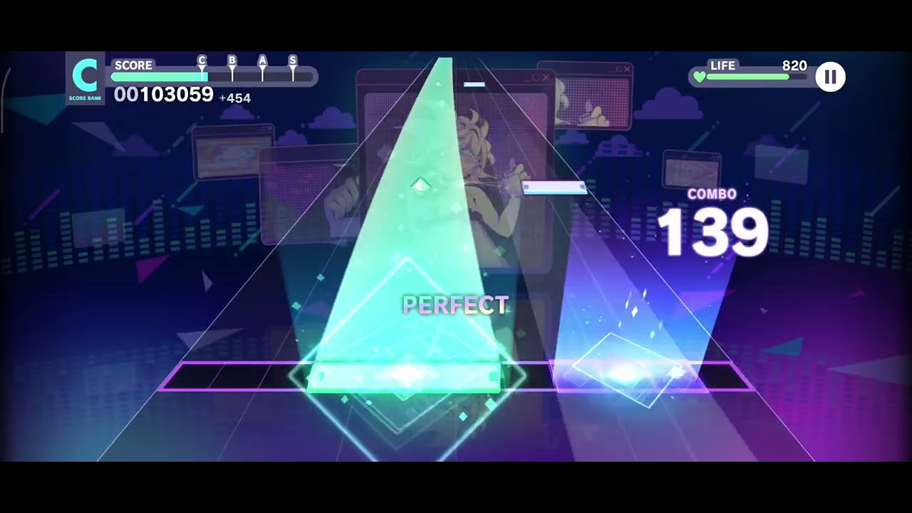 Playing as a new (İ keep messing up my combo) 😔