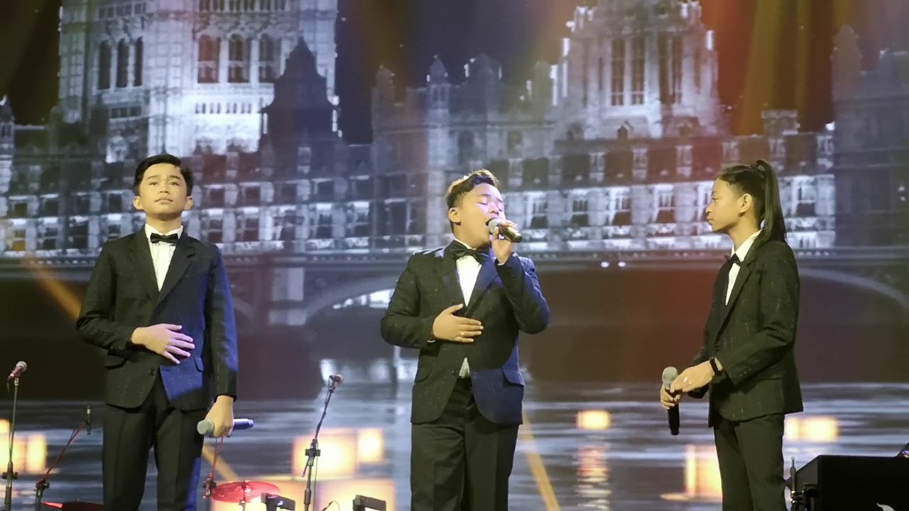 TNT Boys - 'A Million Dreams'(AbrakaDIVAS Concert)