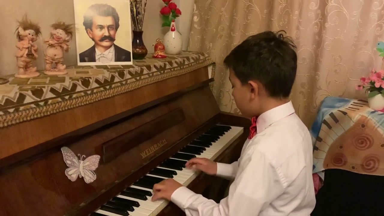 SOFT MOZART RECITAL May 2022: Ivan, 8 yo, Russia, plays И.Штраус &laquo;Марш Радецкого&raquo;