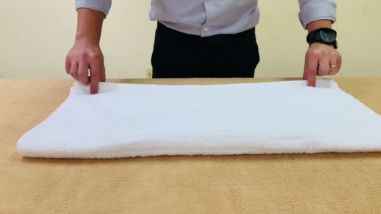 BASIC TOWEL FOLDS 3  Square Hotel Fold