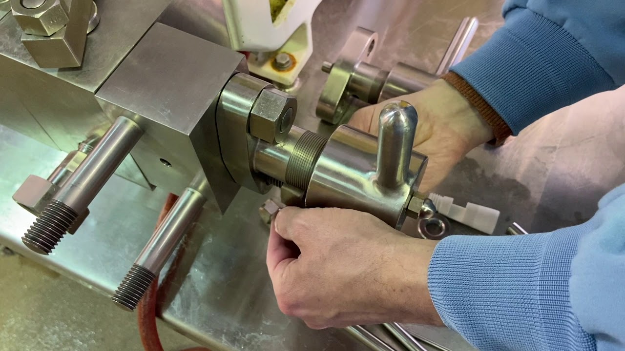 Assembling APV Gaulin homogenizer