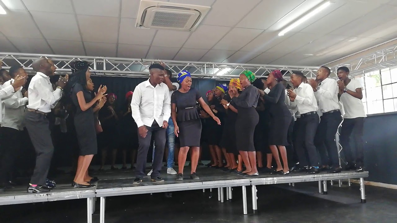 Ororiswe by inqayizivele gospel choir (Zing fam 🤟)