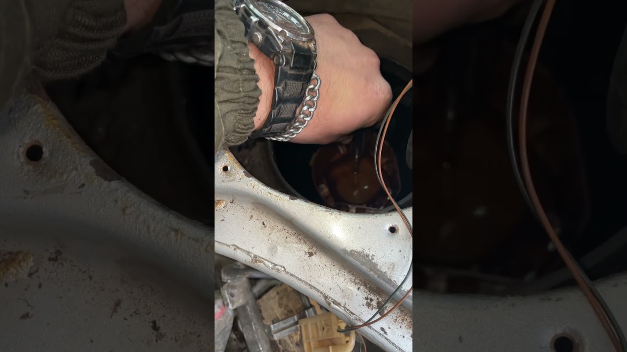 Сколько бензина в Баке когда датчик почти на 0 #шортс #авто