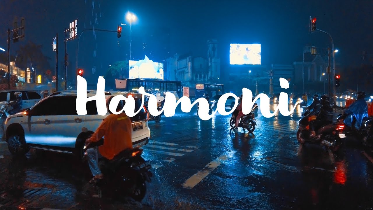4K | Walking through the night rain in the city of Jakarta