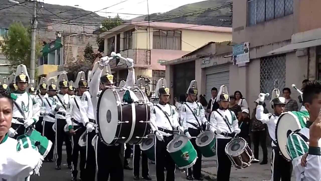 BANDA DE GUERRA AMAZONAS TRIBUNA DEL SUR 2013