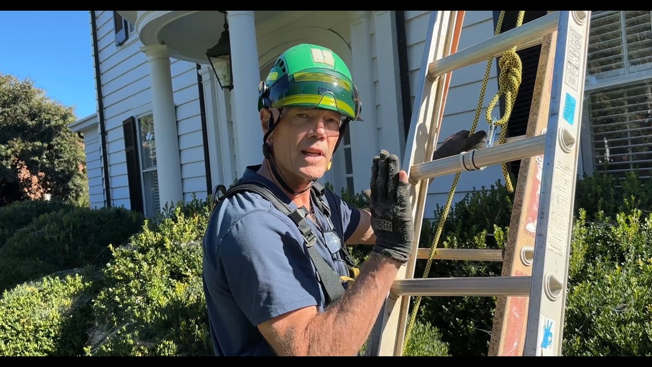 Hoisting Awkward or Heavy Objects to the Roof, Safely and Easily.
