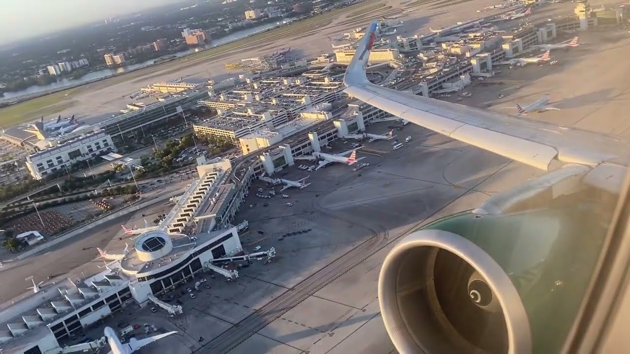 Frontier Airlines Airbus A320-200 Takeoff from Miami