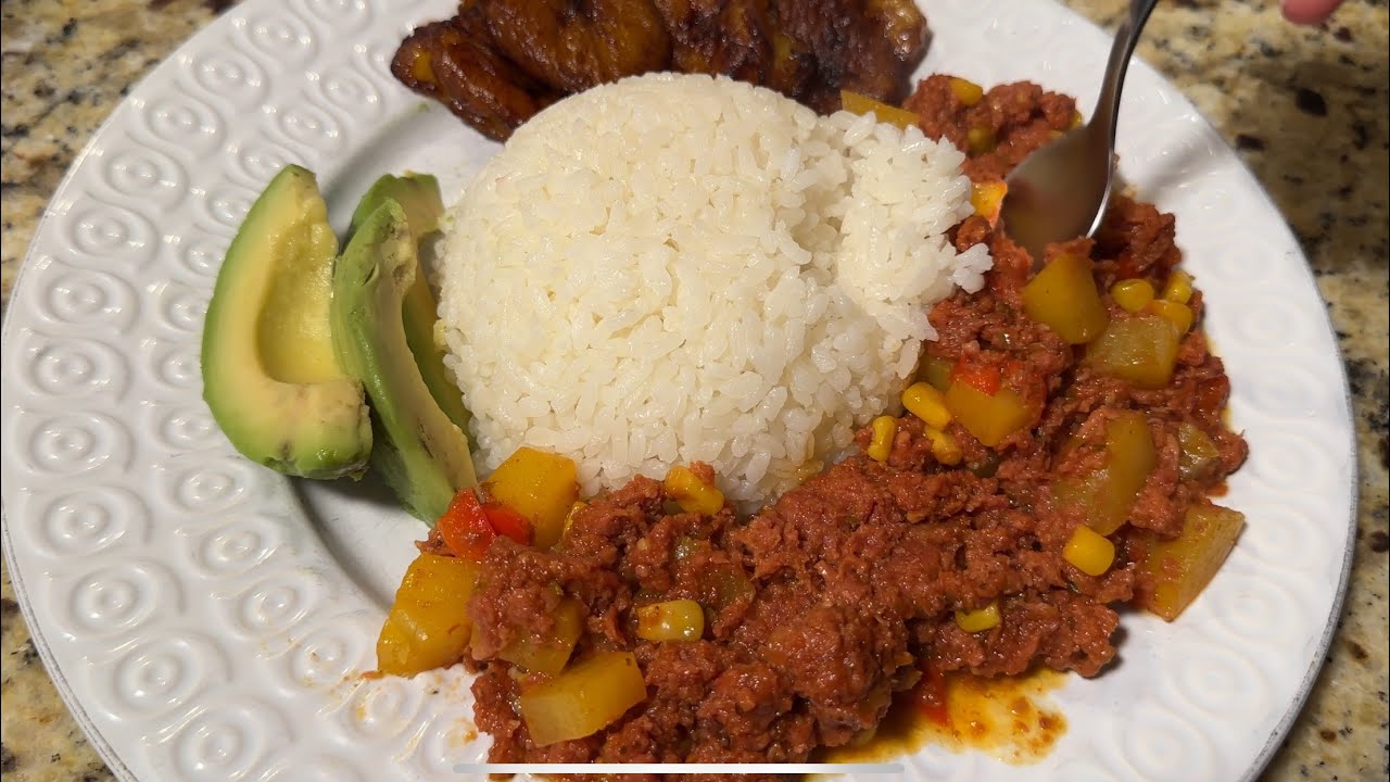 Puerto Rican Corned Beef | Corned Beef Hash Puerto Rican Style!
