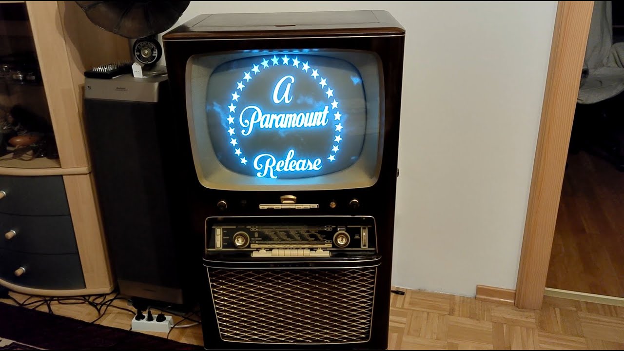 Working 1958 Black and White TV Set   Minerva Gloriette 590A