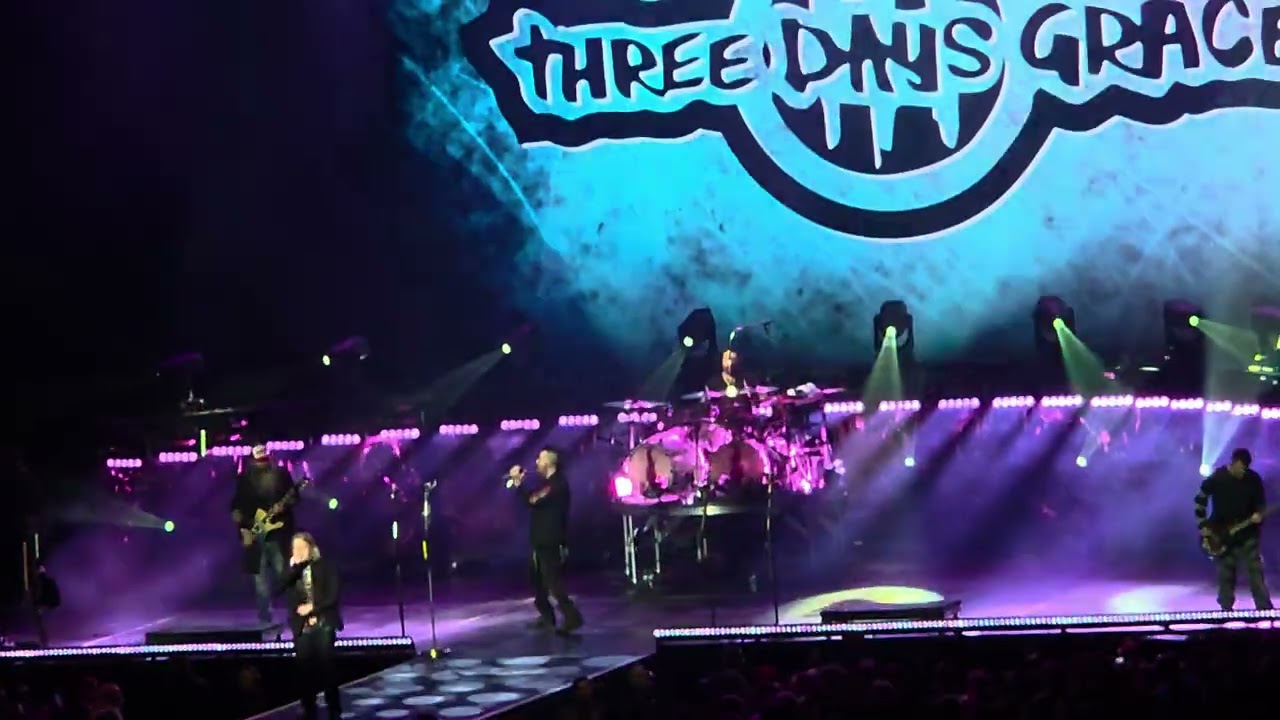 Three Days Grace- Just Like You ☆USB Arena☆ 3-12-26