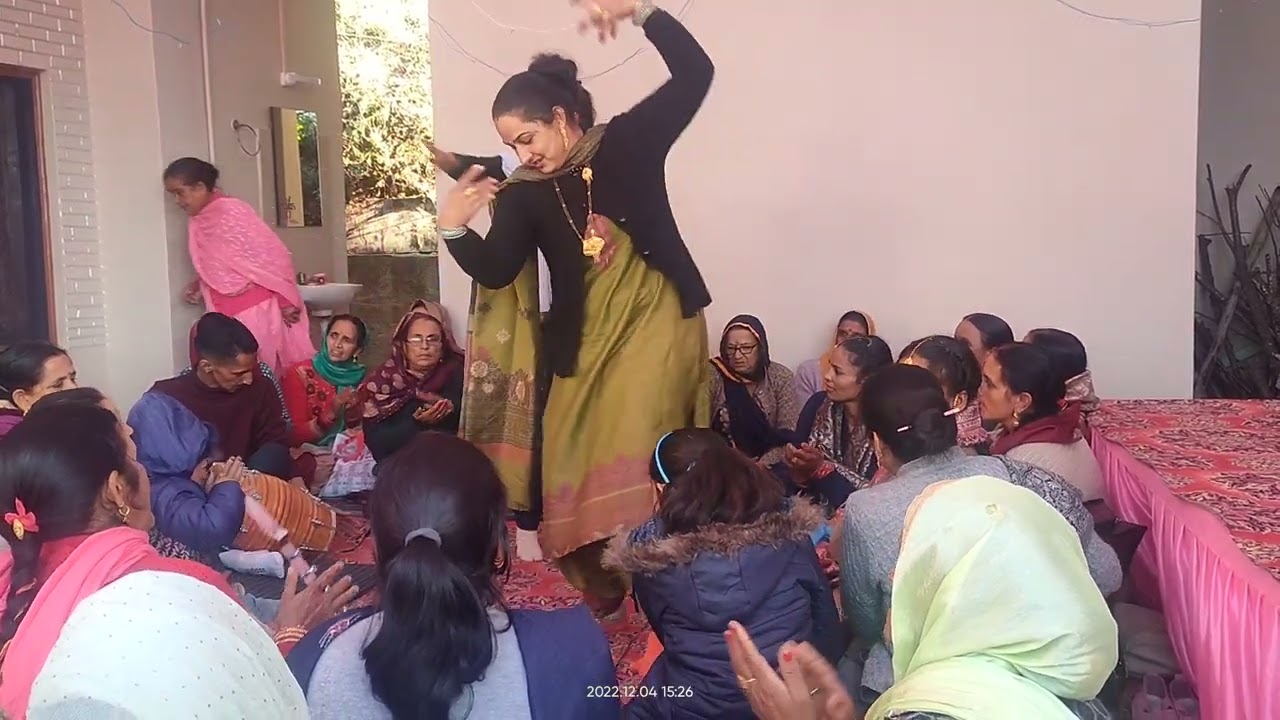 Gidda | Solan Arki | mithi mithi bansri Baja shayama do