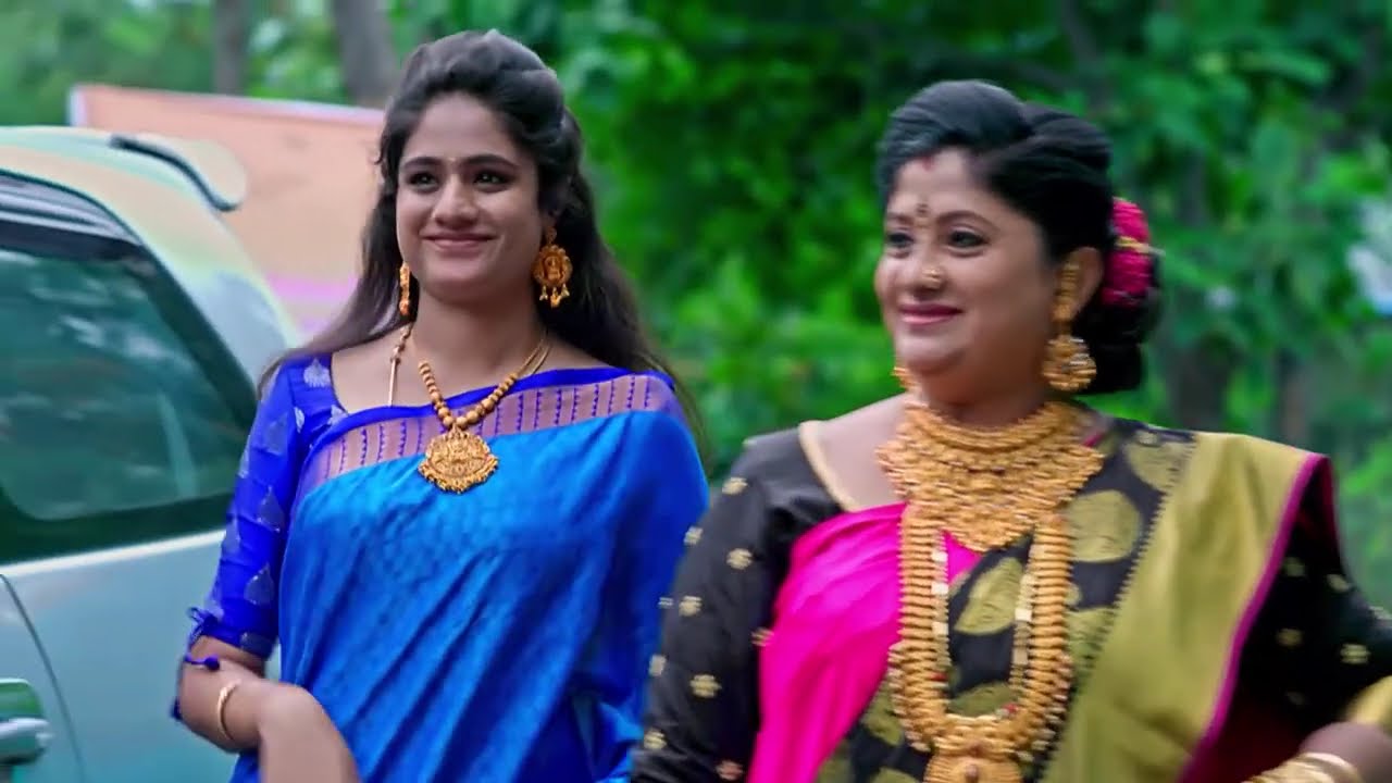 Bujjamma అధికారులను ఎదుర్కొంటుంది | Radhamma Kuthuru | Full Ep. 1109 | ZEE Telugu