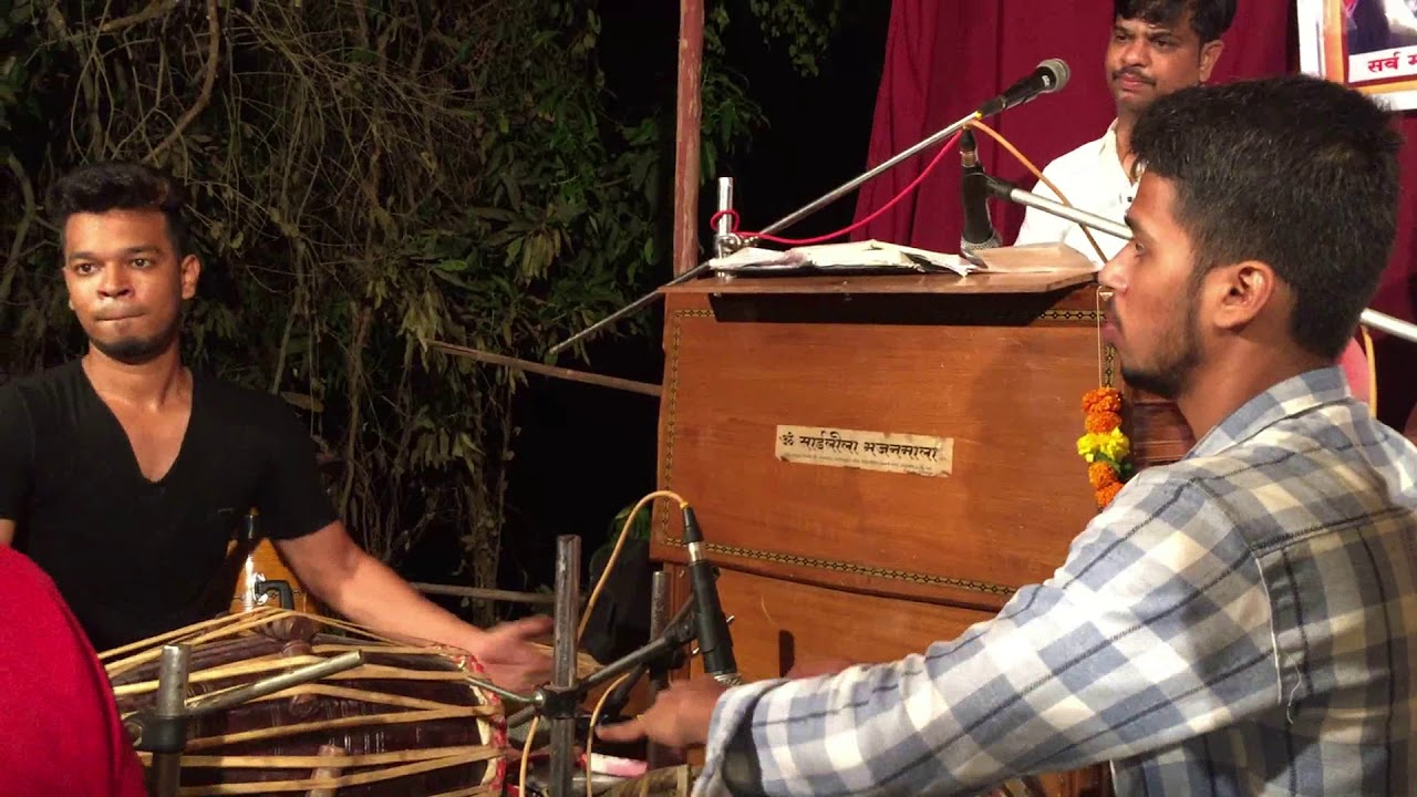 अप्रतिम गायन आणि उत्कृष्ट पखवाज वादन. अभंग दिंड्या पताका बुवा श्री चंद्रकांत जाधव. पखवाज साथ अंकित.