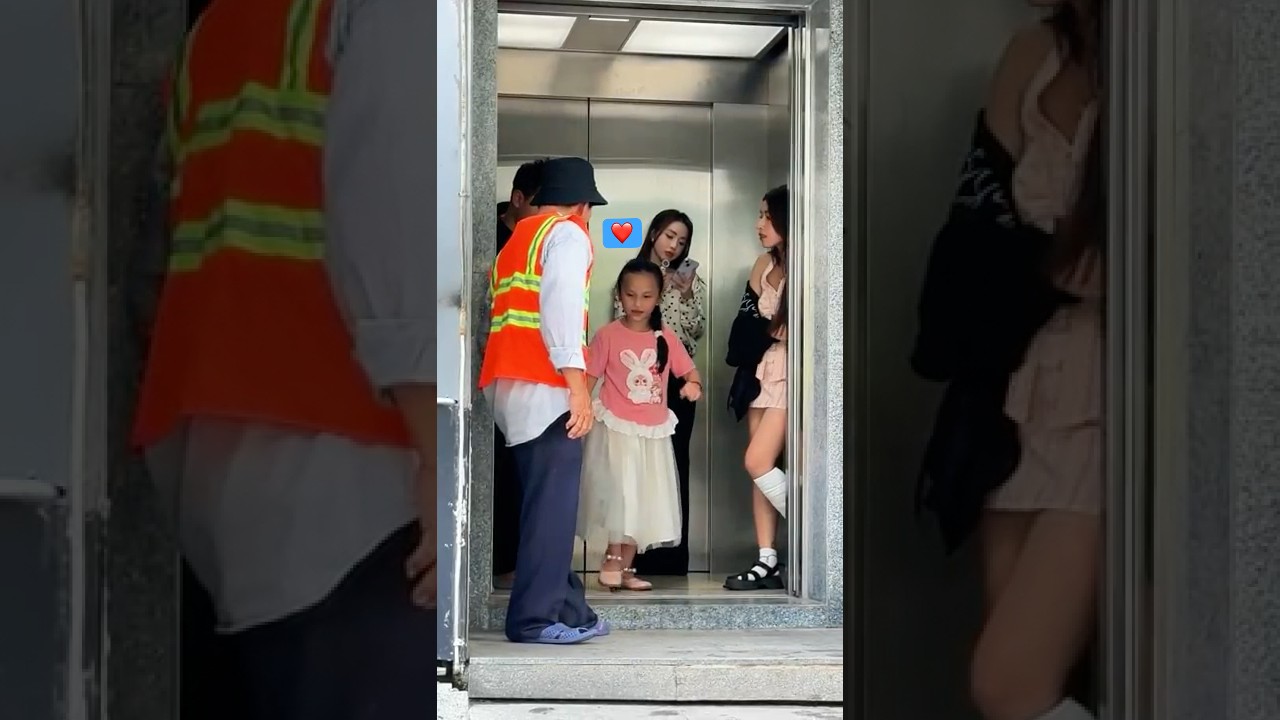 Testing Kindness on the Subway | ONEMAN #ONEMAN #KindnessMatters #SocialExperiment #everydayhero