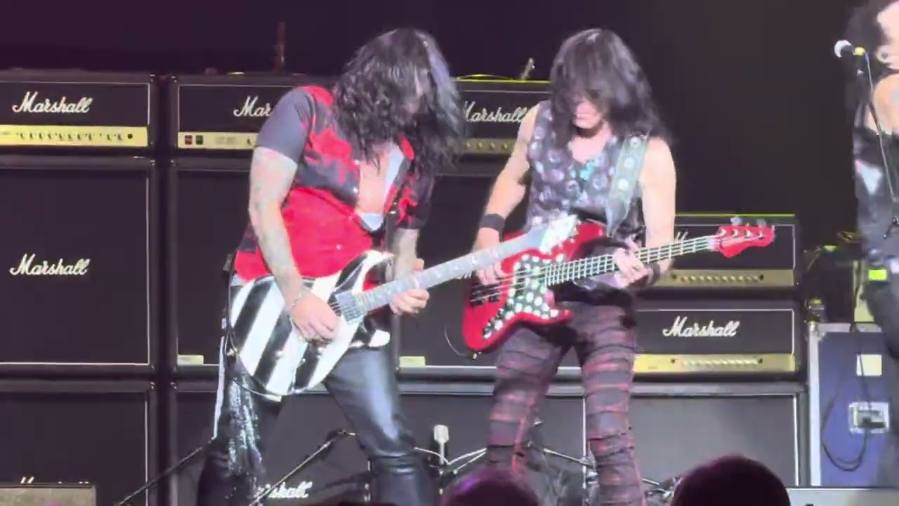 Quiet Riot “ Come On Feel The Noize “ Mohegan Sun Arena, Uncasville, CT 10/17/25