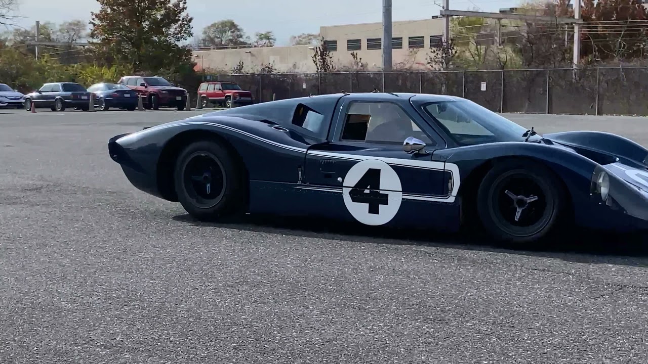 1967 Ford GT40 MKIV Driving Demonstration- Spirit of Competition: People's Choice Demo Day