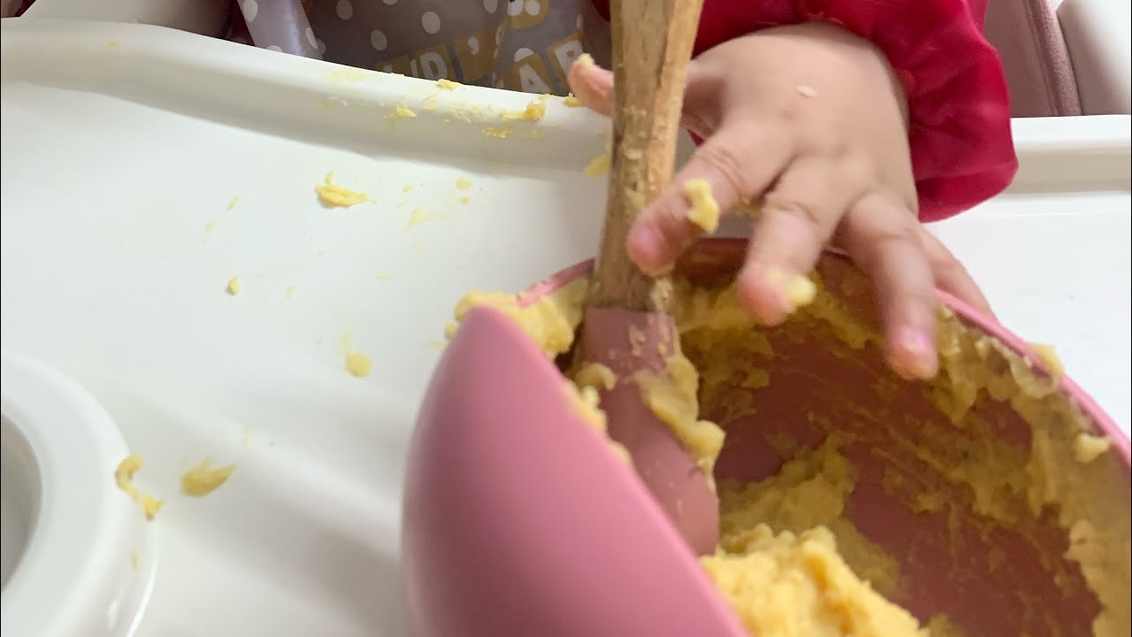 Healthy chickpeas hummus for 7 months+ baby #babyfood #babyfoodidea #healthyfoodforbaby