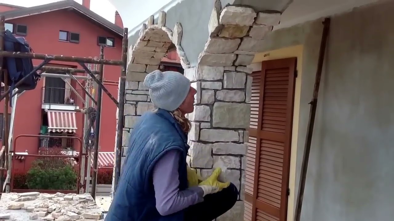 Pietra di Trani misto Pietra di Credaro posa rustica pilastri e archi