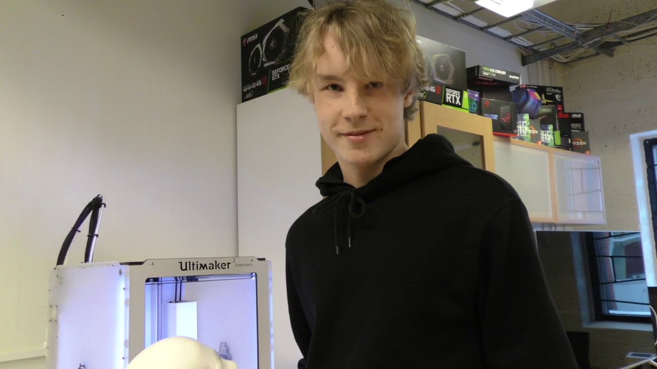 El- och energiprogrammets inriktning Dator och kommunikationsteknik på Ängelholms gymnasieskola.