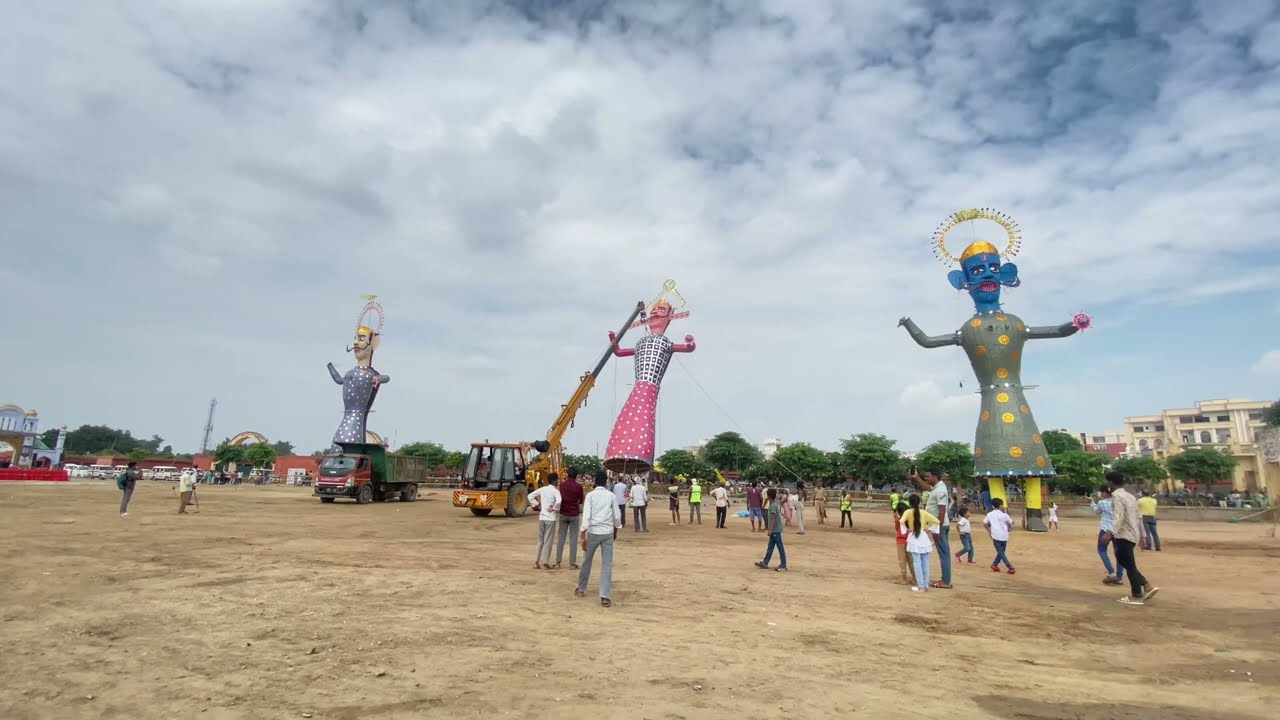 2025 Ravan khada ho gya | Numaish Ground |  Dashera | Aligarh ka Hasmukh 😍😎✨