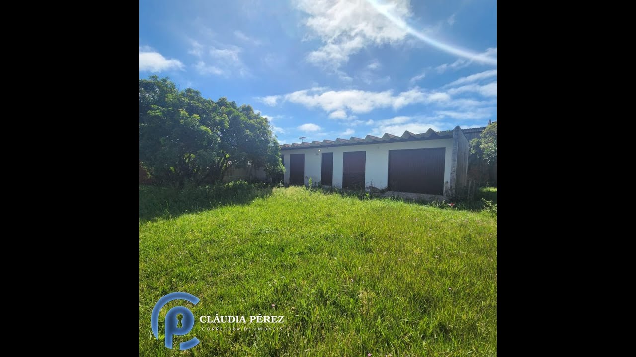 CASA AO LADO DO MERCADO ASUN! CENTRO DE BALNEÁRIO PINHAL, POR APENAS R$190.000