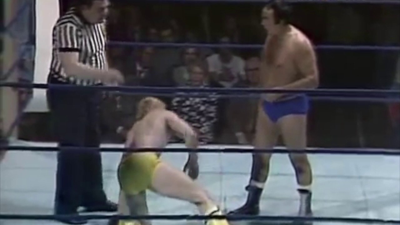 Mick McManus vs Mal Sanders