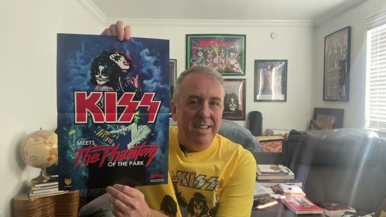2026 Kiss Vinyl Tag