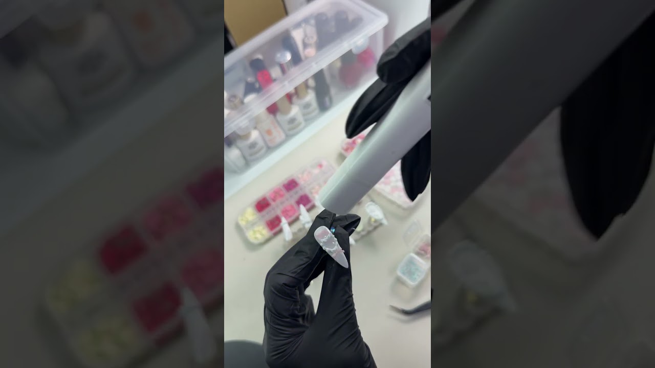Creating a tiny strawberry cake on long stiletto nails 🍓🍰