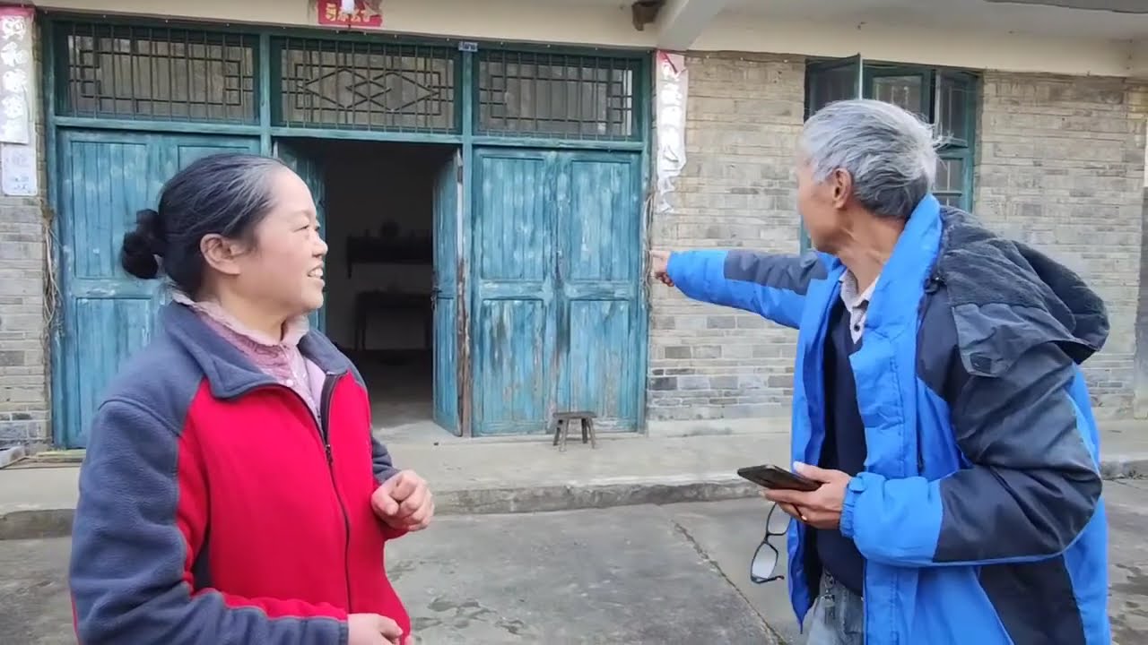 北京大哥放弃城市生活到农村租房养老，每天徒步几十公里健康惬意