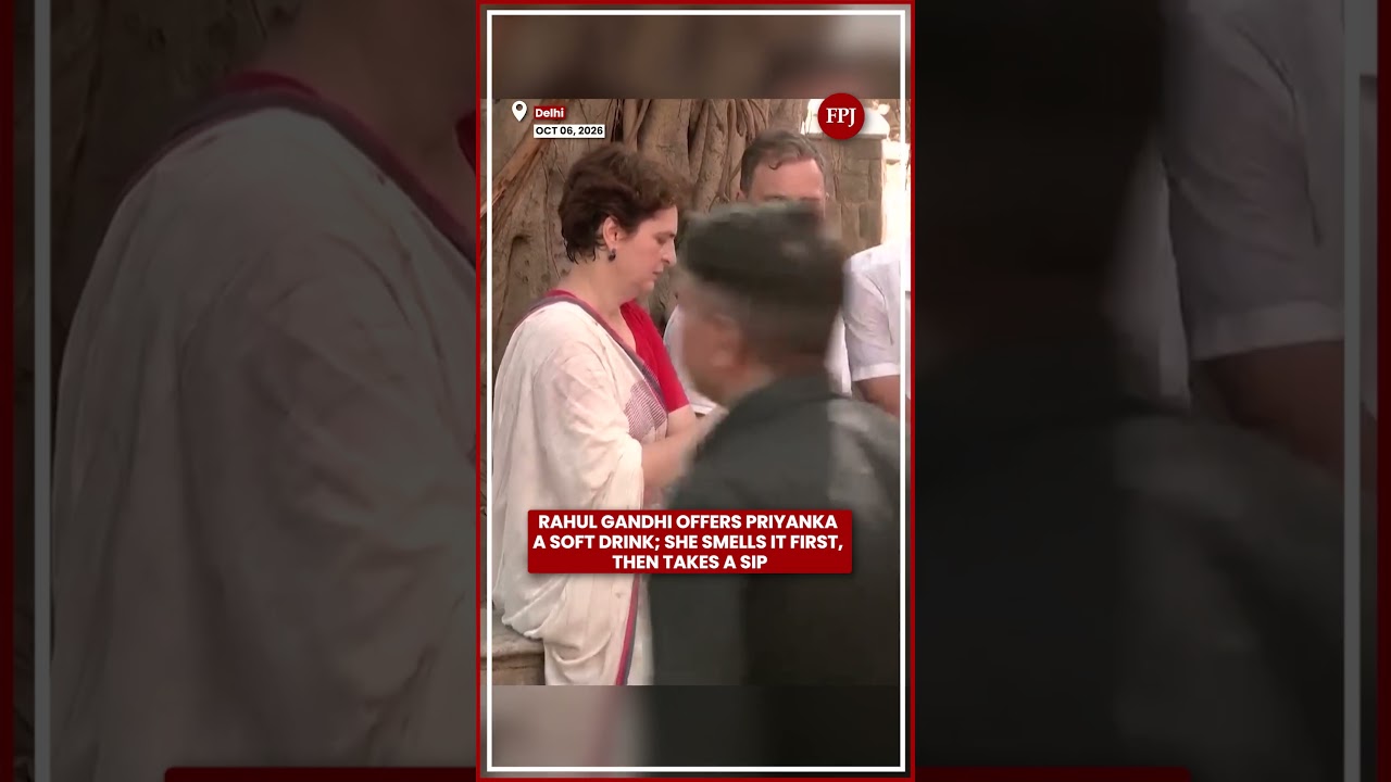 Rahul Gandhi Offers Priyanka A Soft Drink; She Smells It Before Taking A Sip