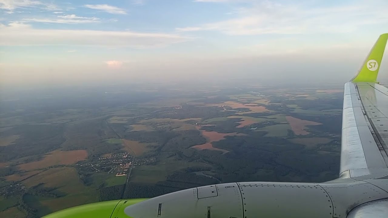 Успешная посадка Boeing 737-800 в аэропорт Домодедово