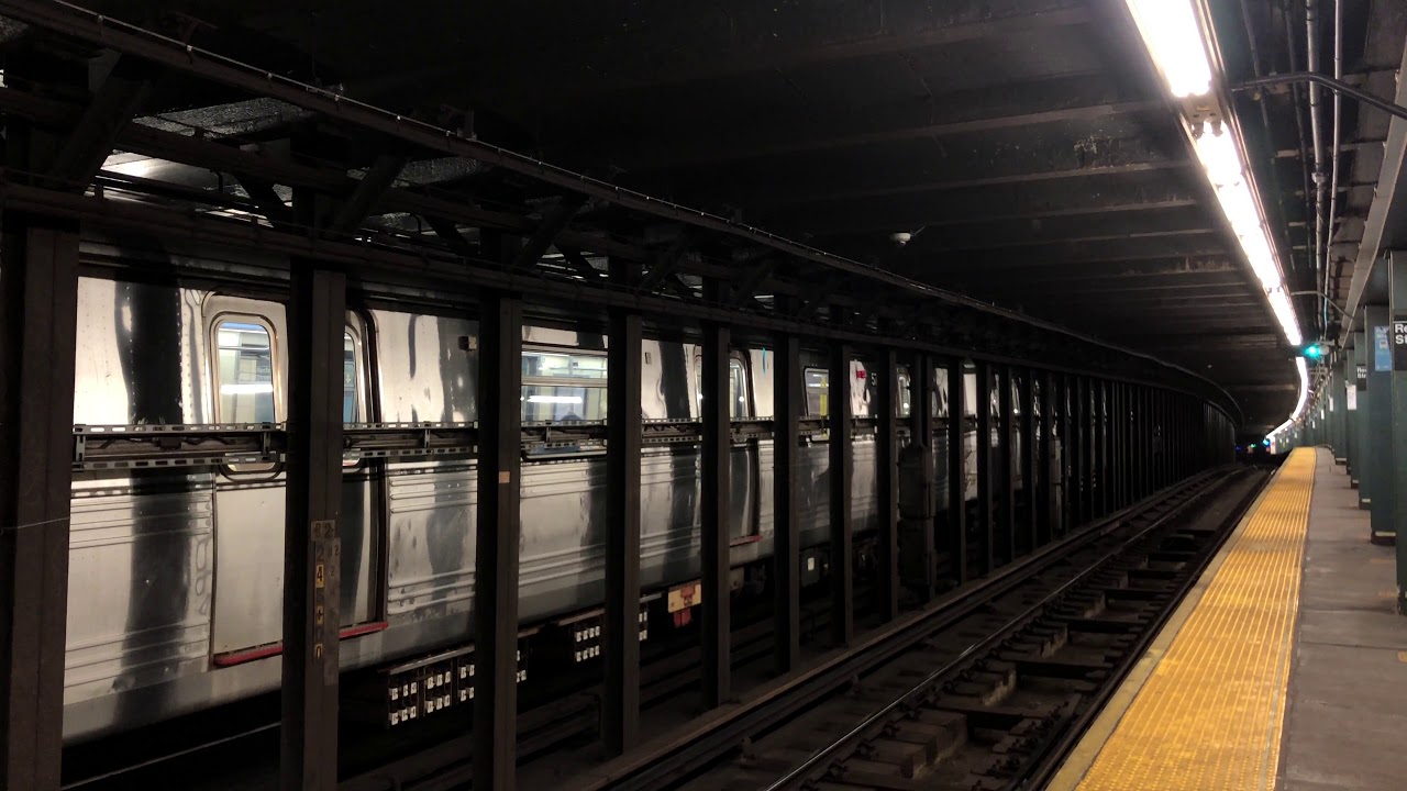NYC Subway R46 R160 & R68 (R) & (W) Trains @ Rector Street