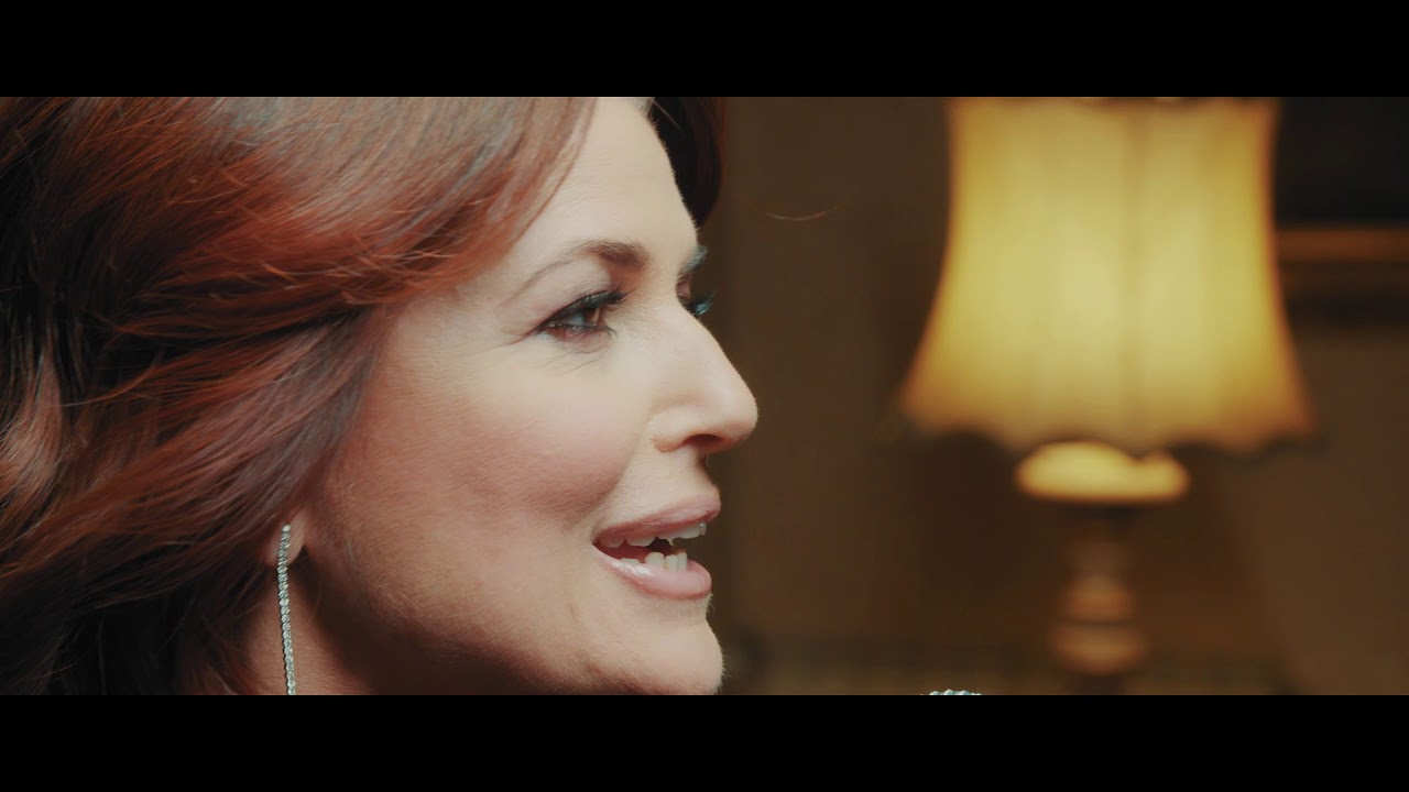 Monica Sarnelli - TU SI' MEGLIO 'E ME (Video Ufficiale)