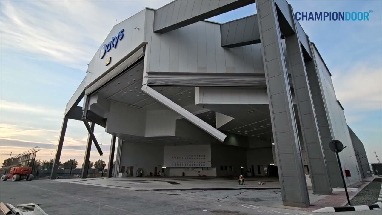 Champion Door - Satys aircraft hangar at Maktoum Airport