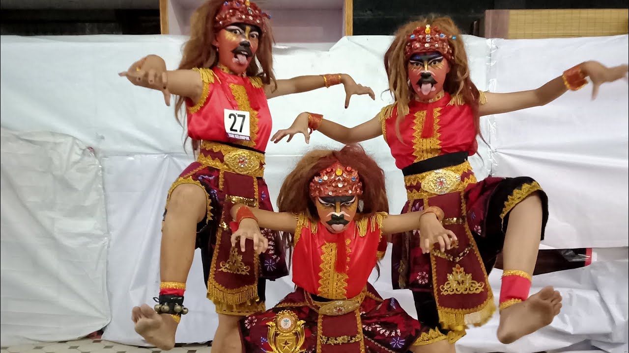 Tari Yakswa Juara 3 Kategori B