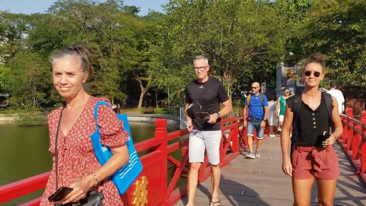 Un tour au vieux quartier et &agrave; ses alentours ( 