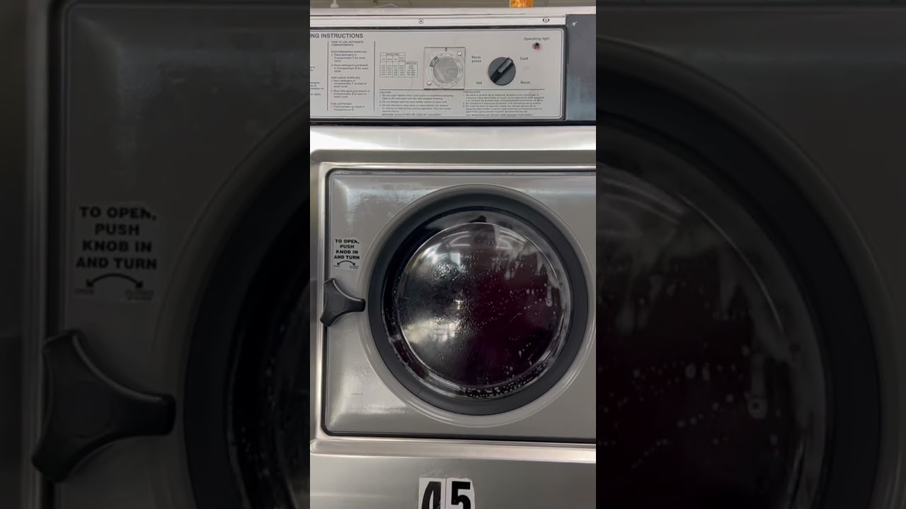 Wascomat Senior W125 second extraction sudslock