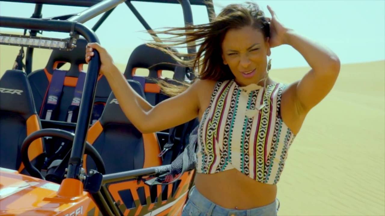 Charly Bell - Avant La Fin de l'Ete