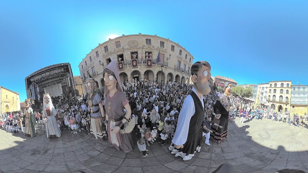 Gigantes y Cabezudos Soria 2019 - 360º VR