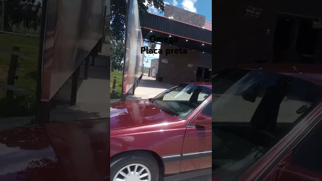 Omega com placa preta