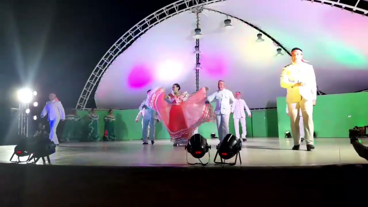 COMPA&Ntilde;&Iacute;A INTERNACIONAL DANZAS T&Iacute;PICAS MARACAIBO     ( POR LOS CAMINOS DE VENEZUELA )