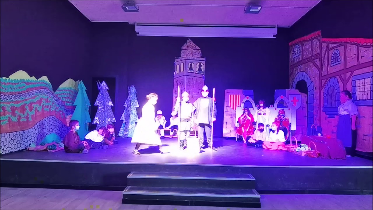 Teatre Un Sant Jordi diferent 4t B 2021