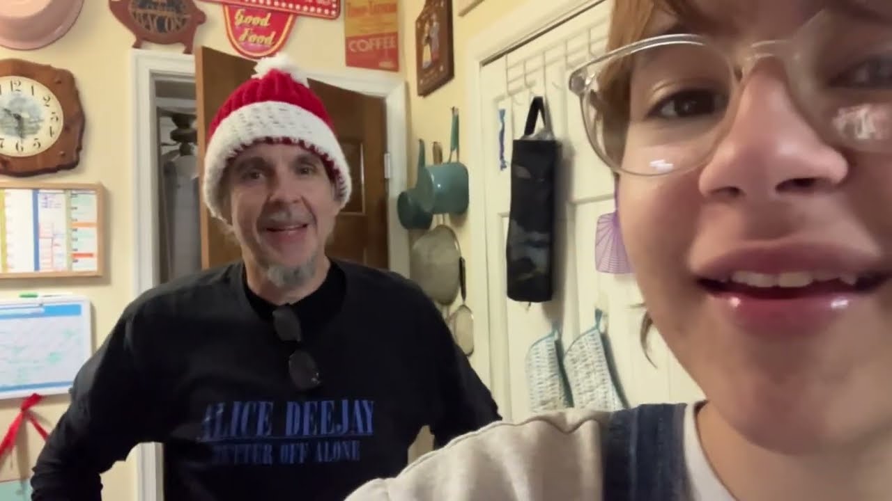 Baking Christmas cookies part 2