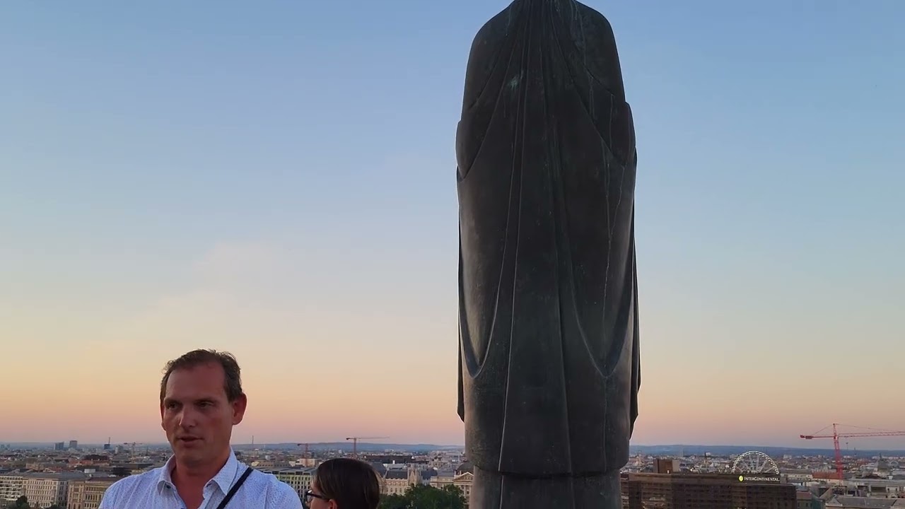 Cvo clip 4 castle of Budapest Hungary