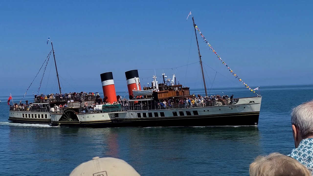 Spectacular Arrival of Waverley Paddle Steamer into Llandudno! 🚢🌊 | June 24, 2024