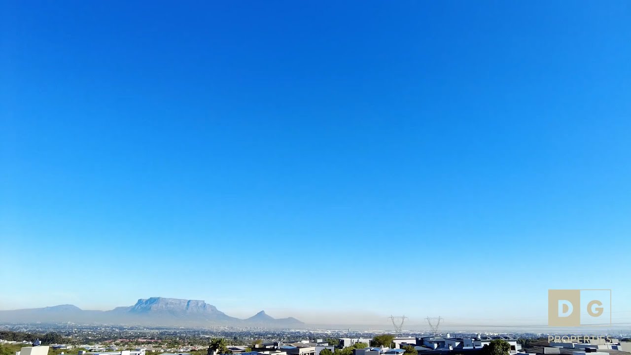 Table Mountain Sunsets from Baronetcy Estate | 5-Bedroom Modern Family Home Tour
